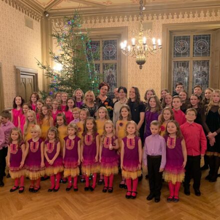 Advent Concert &#8220;Winter Homing Pigeon&#8221;