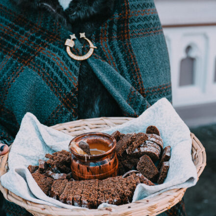 Meteņdiena ar sievu folkloras kopu &#8220;Vilcenes&#8221;